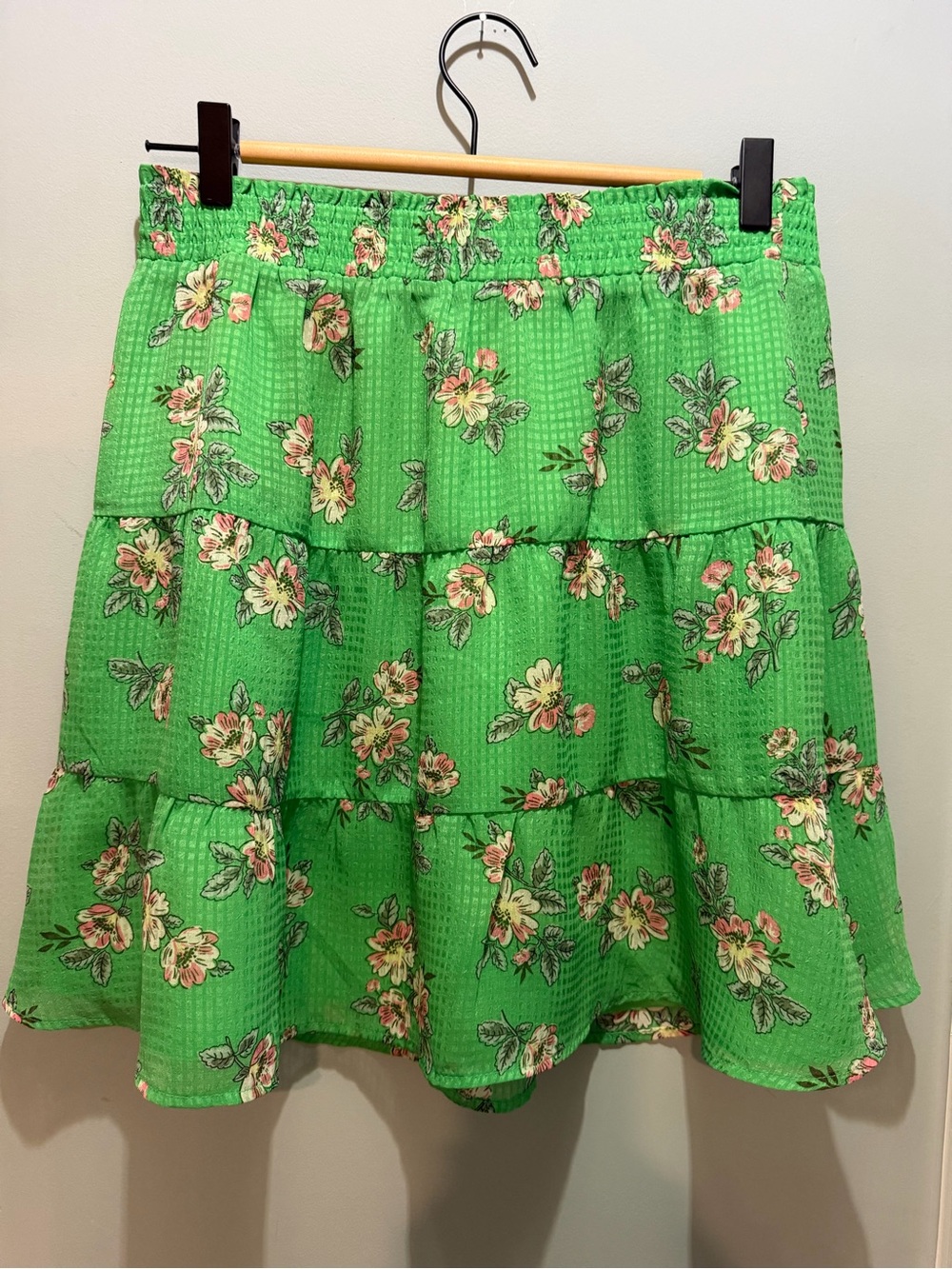 LOFT Green Floral Tiered Skirt with Pink Accents